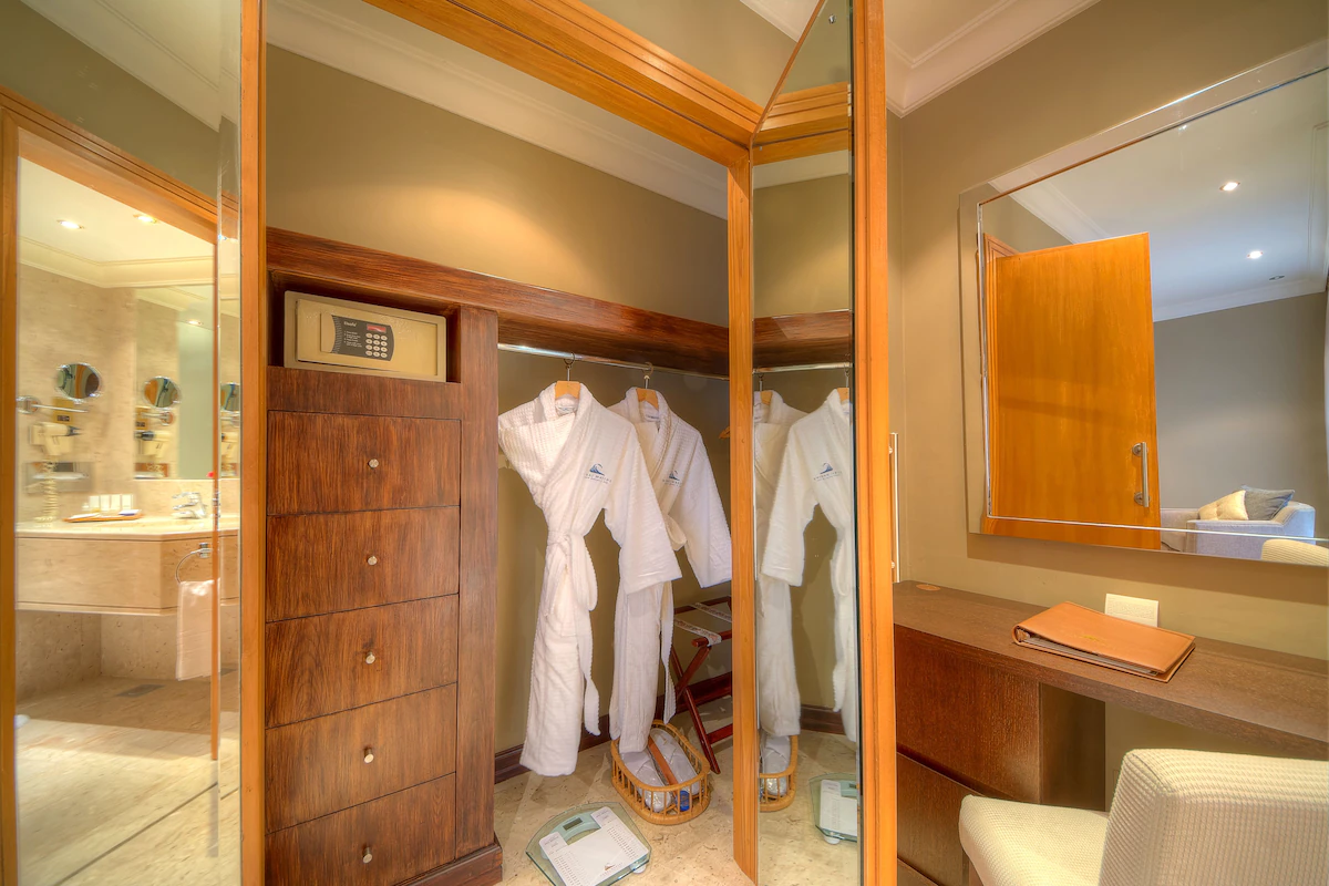 اتاق هتل دبی‌ مارین بیچ ریزورت و اسپا